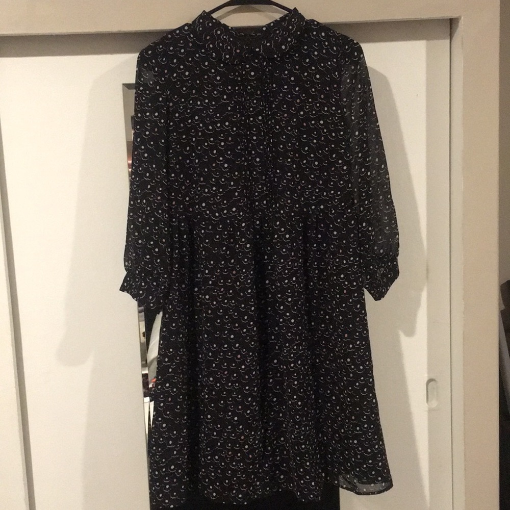 Patterned black dress